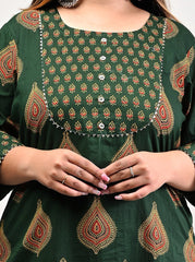 Plus Size Green Cotton Floral Print Straight Kurta-514