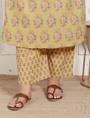 Plus Size Yellow Cotton Printed Kurta Pant Set with Dupatta-200067