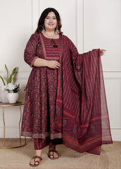 Plus Size Maroon Anarkali Cotton Printed Flared Kurta Pant Set with Dupatta-2100003