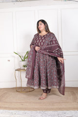 Plus Size Purple Anarkali Cotton Printed Flared Kurta Pant Set with Dupatta-210011