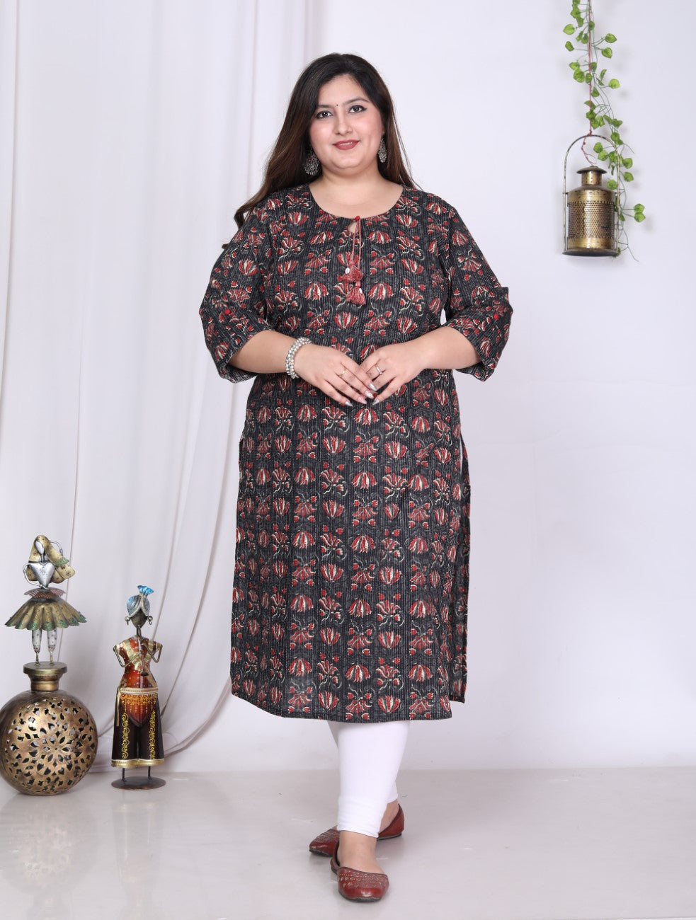 Plus Size Black Cotton Floral Print Straight Kurta-100014 Main image
