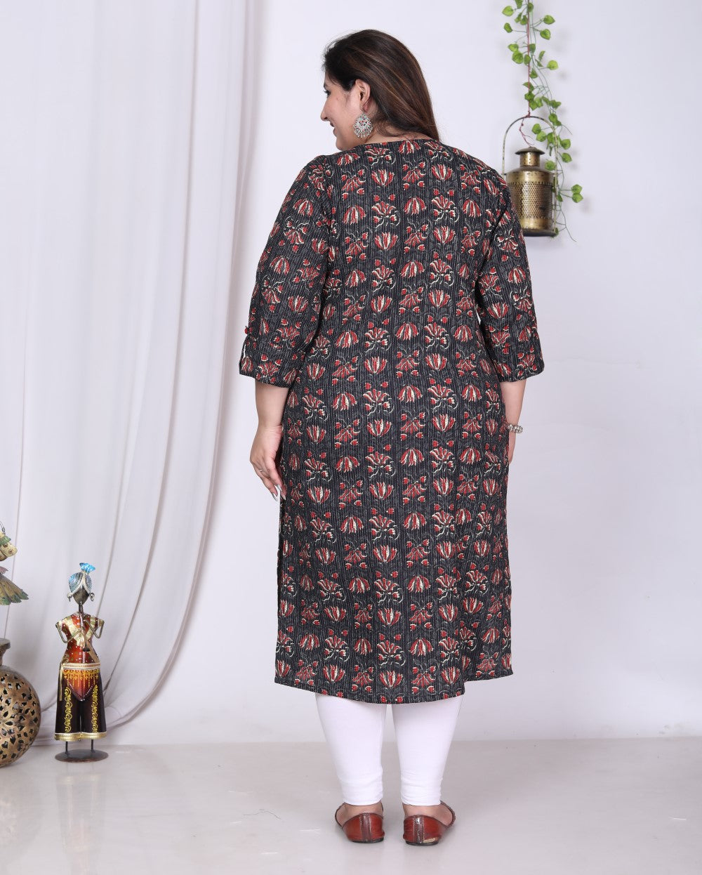 Plus Size Black Cotton Floral Print Straight Kurta-100014