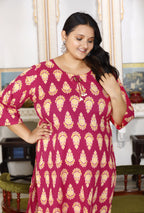 Plus Size Pink Cotton Floral Print Straight Kurta-100028