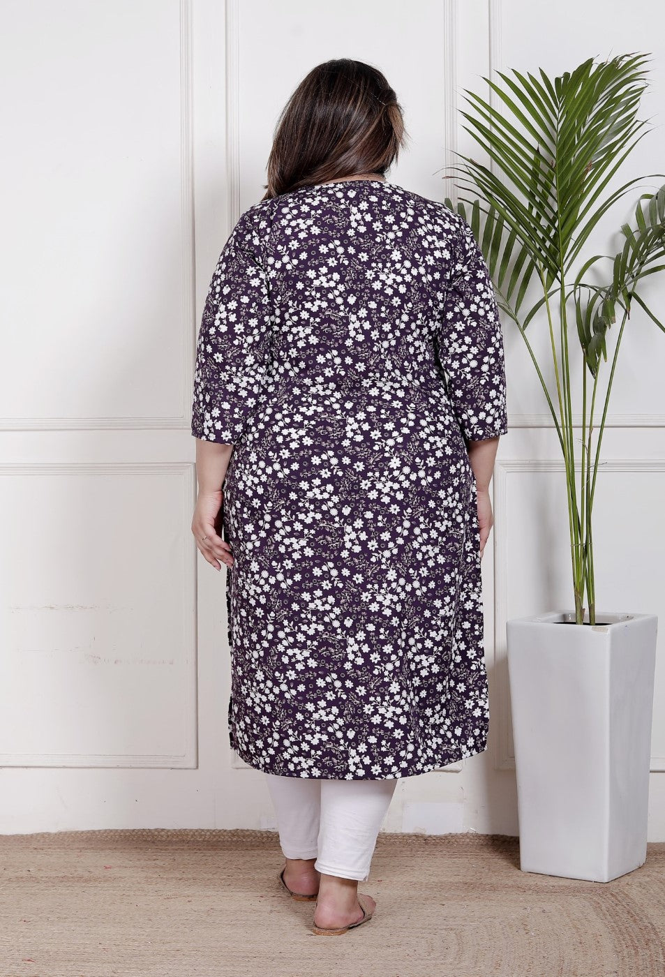 Plus Size Poly Crepe Floral Print  Straight Kurta Purple-100058