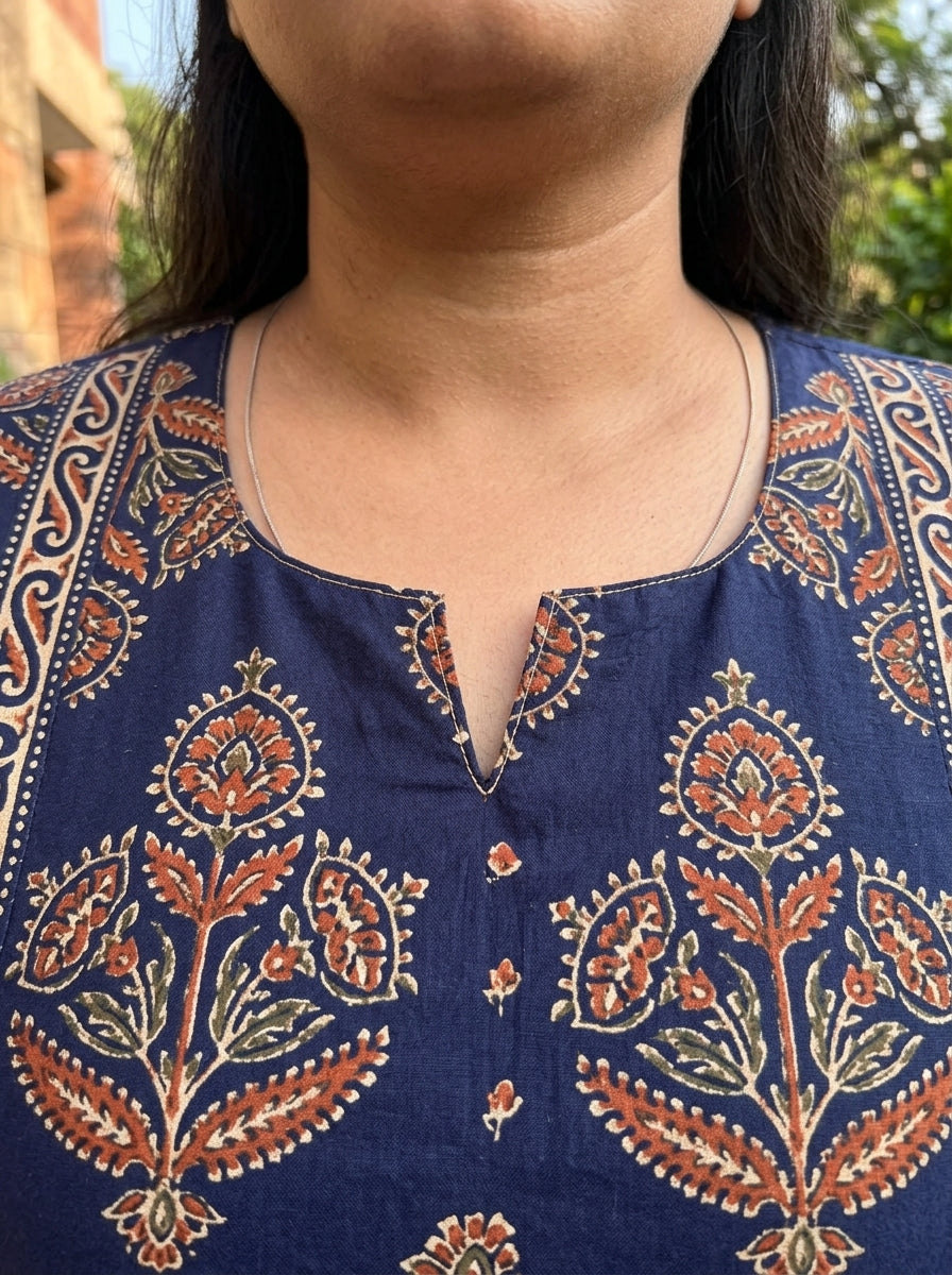 Plus Size Blue Cotton Floral Print Straight Kurta-100093