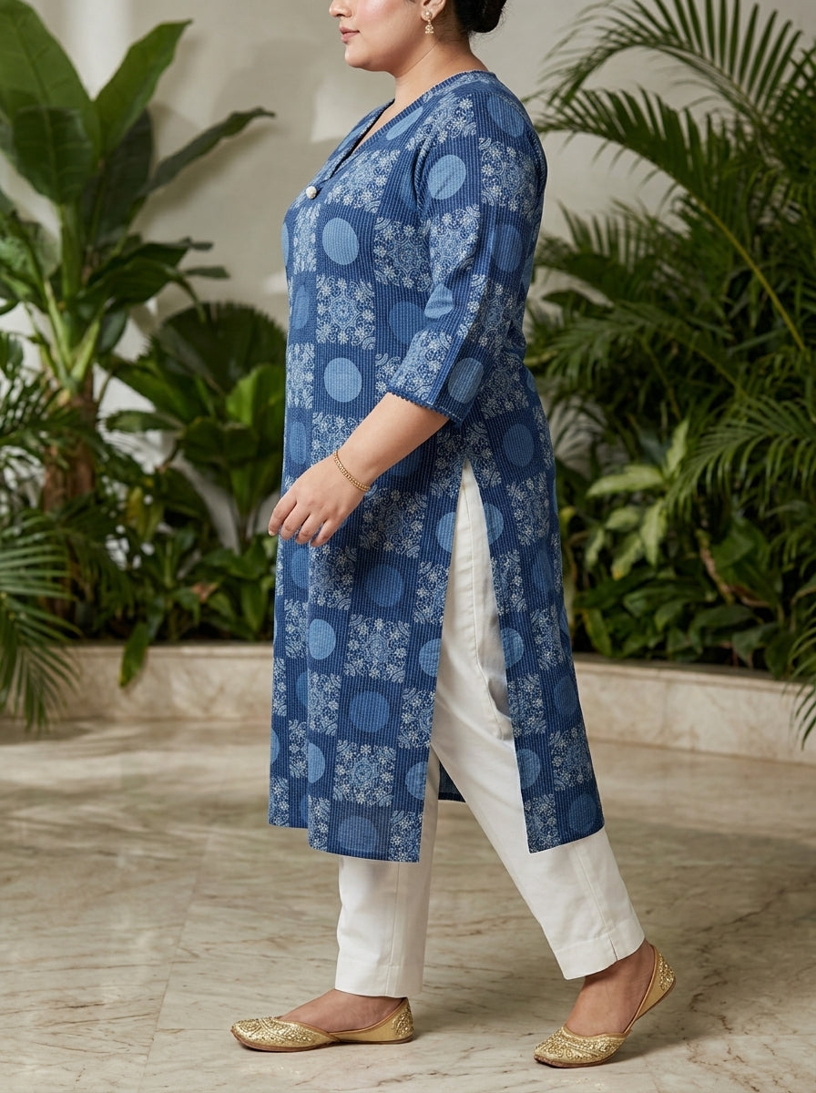 Plus Size Blue Cotton Geometric Print Straight Kurta-100116