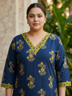 Plus Size Blue Cotton Floral Print Straight Kurta-100120