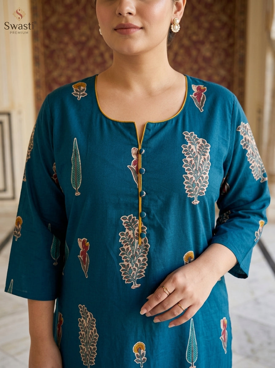 Plus Size Blue Cotton Floral Print Straight Kurta-100123
