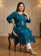 Plus Size Blue Cotton Floral Print Straight Kurta-100123