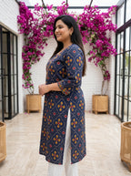 Plus Size Blue Cotton Geometric Print Straight Kurta-100135