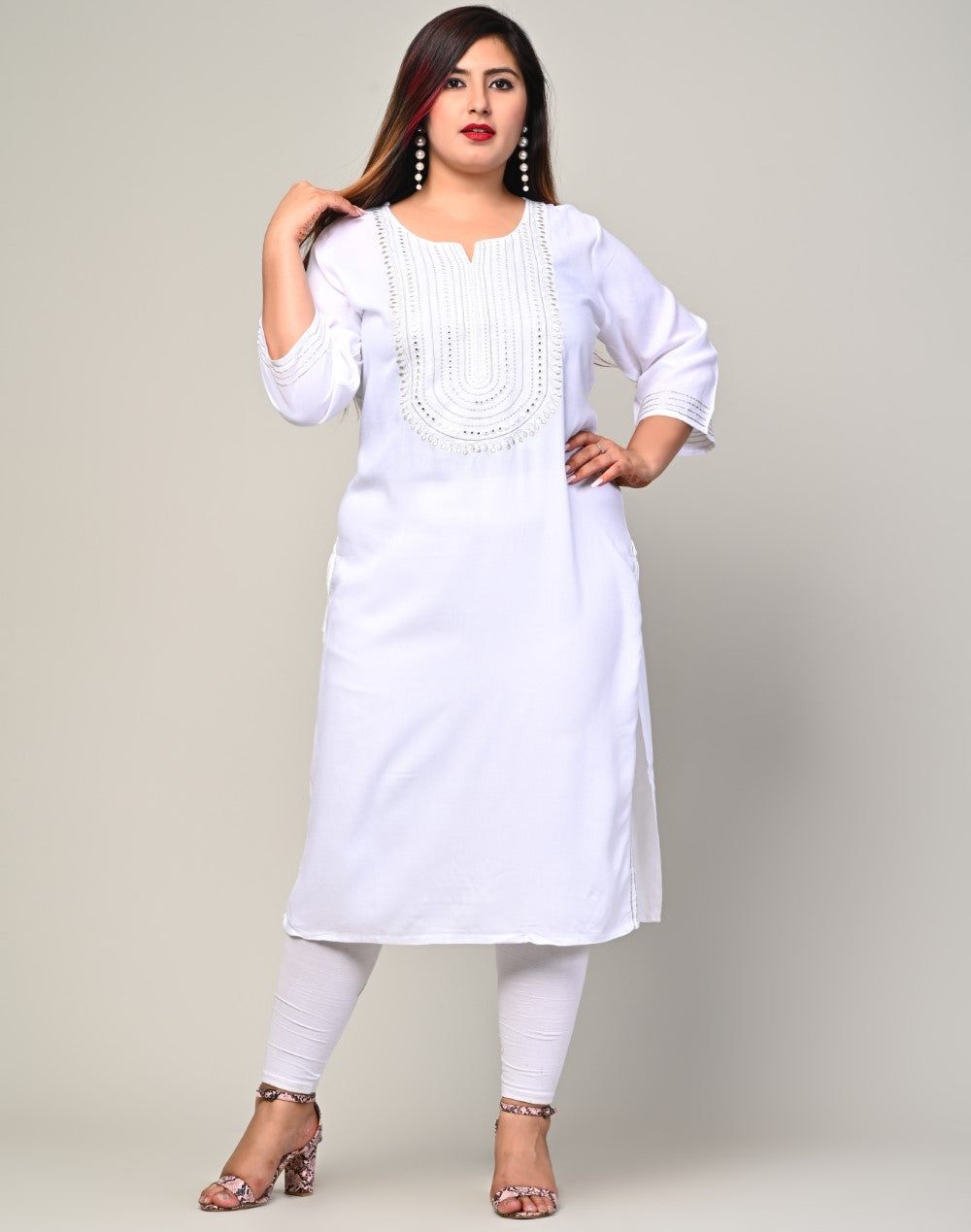 Plus Size White Cotton Blend Embroidered Straight Kurta-246 Main image