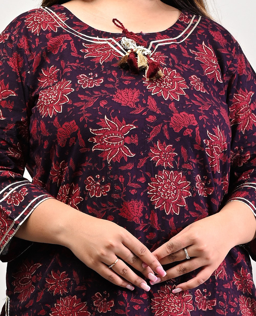 Plus Size Maroon Cotton Floral Print Straight Kurta-310