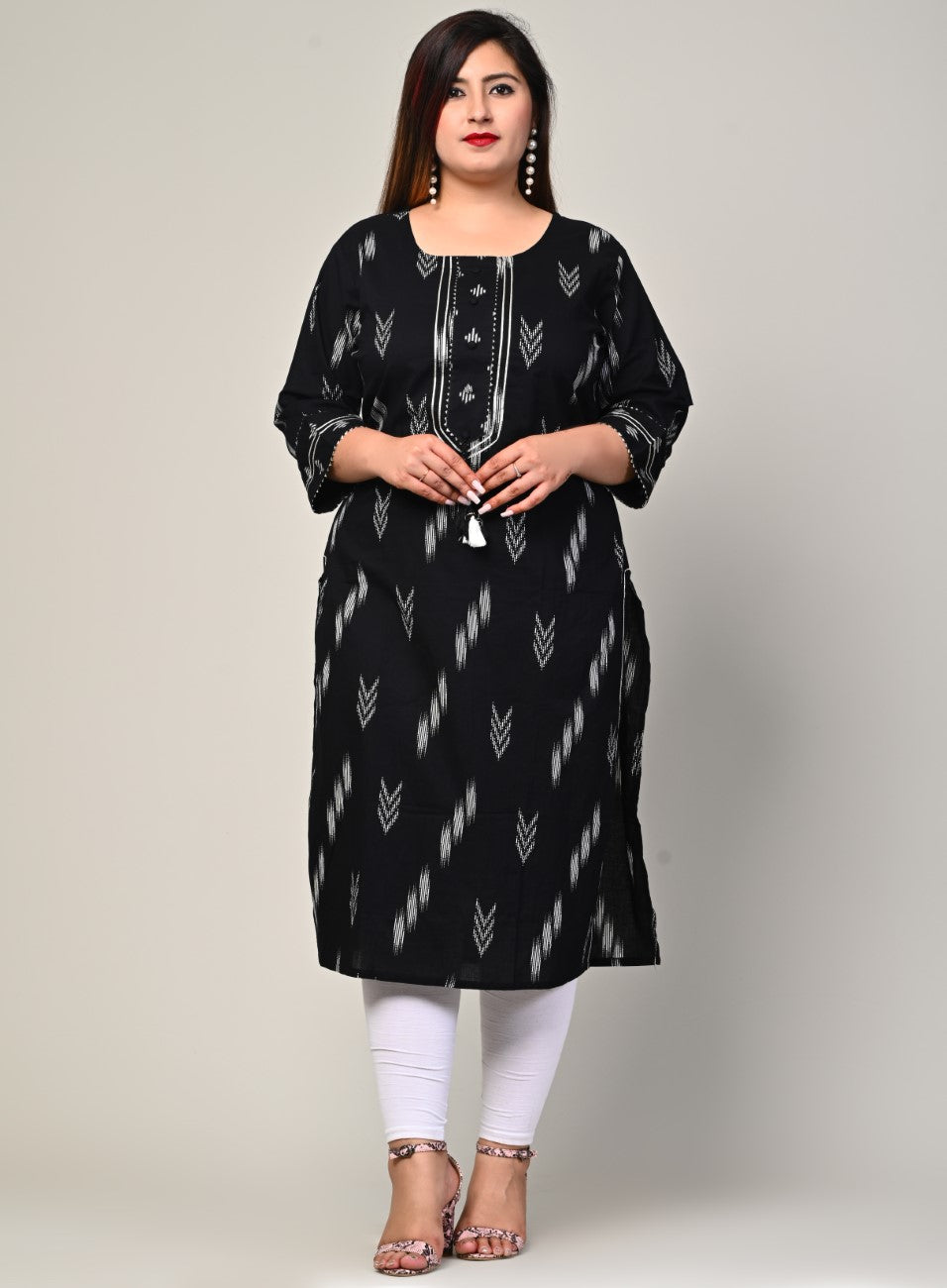 Plus Size Black Cotton Ikat Print Straight Kurta-383 Main image
