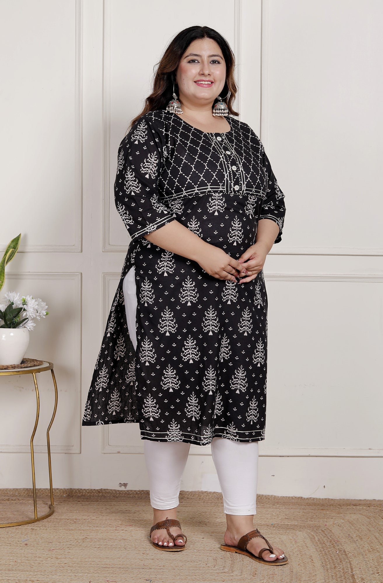 Plus Size Black Cotton Blend Ikat Print Straight Kurta-466