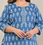 Plus Size Blue Cotton Floral Print Straight Kurta-570