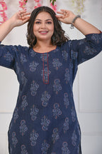 Plus Size Navy Blue Cotton Floral Print Straight Kurta-698