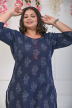 Plus Size Navy Blue Cotton Floral Print Straight Kurta-698