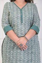 Plus Size Green Cotton Printed Straight Kurta-702