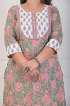 Plus Size Grey Cotton Floral Print Straight Kurta-704