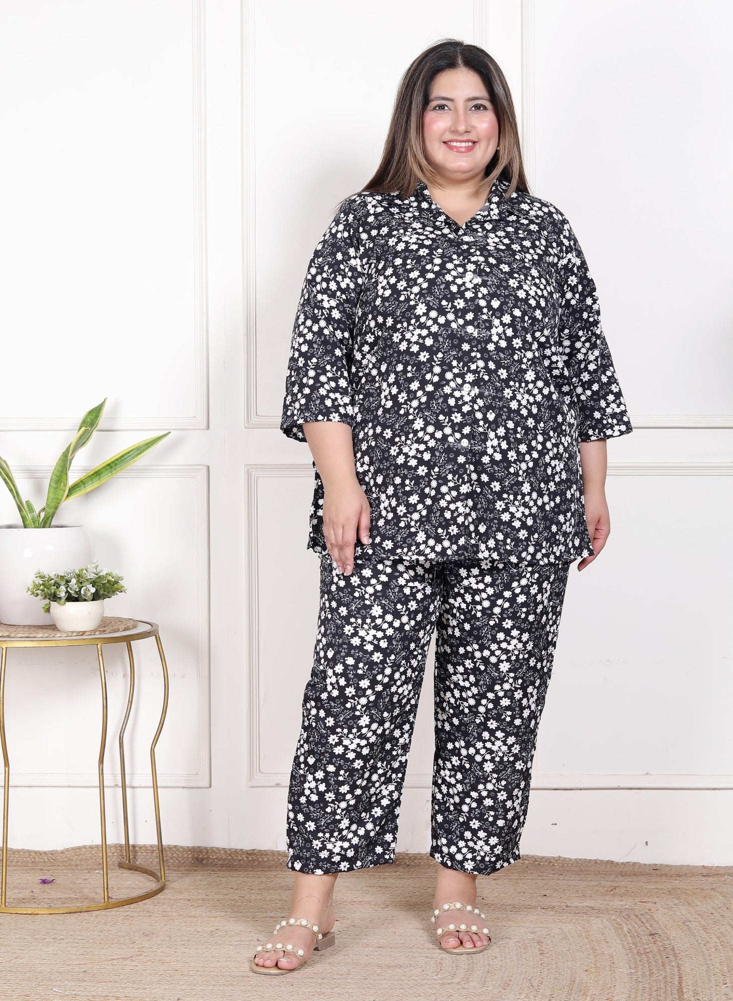 Plus Size Black  Poly crepe  Floral Print Co-ord Set -120047 Secondary image