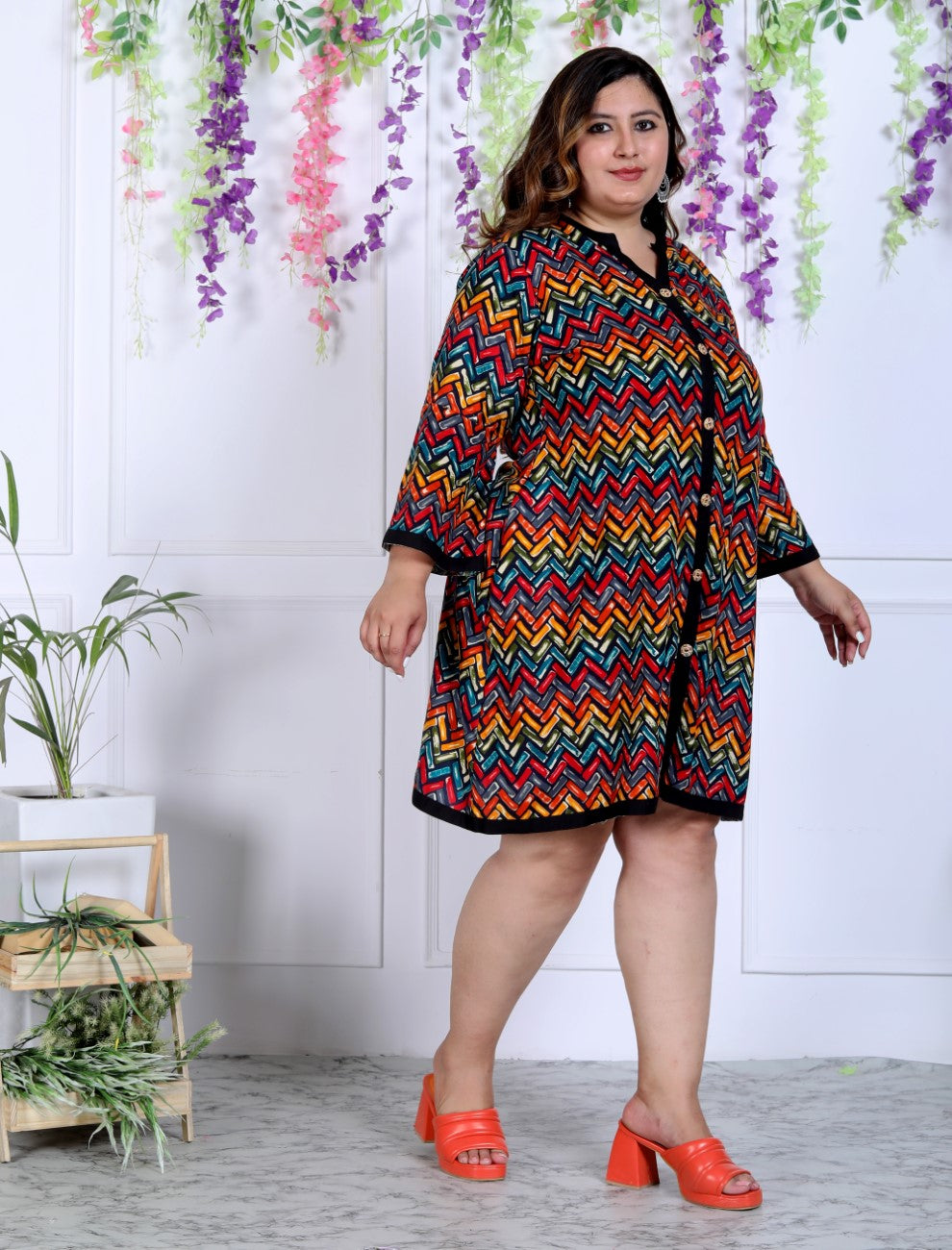 Plus Size Zig Zag Print Cotton Blend Black Tunic Dress-1300008