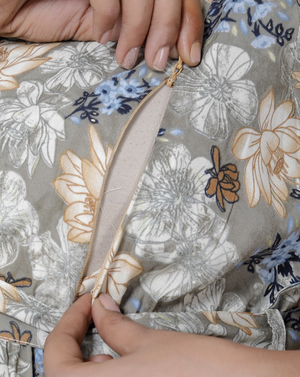 Regular Size Grey Floral Print Flared Maternity Gown-1400003