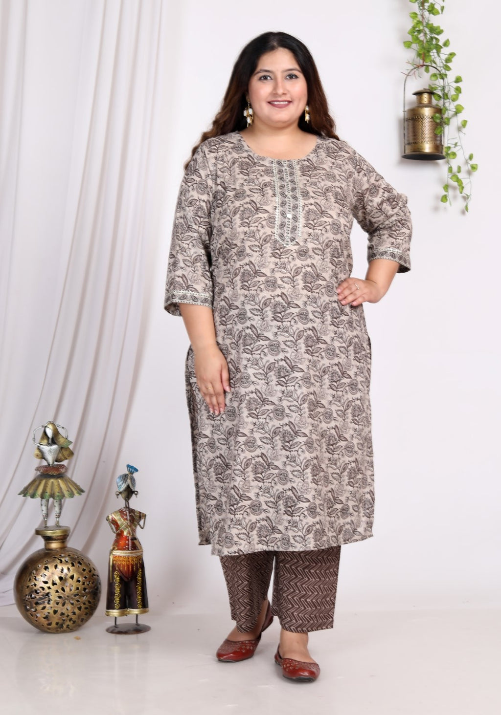 Plus Size Grey Cotton Printed Kurta Pant Set with Dupatta-200007
