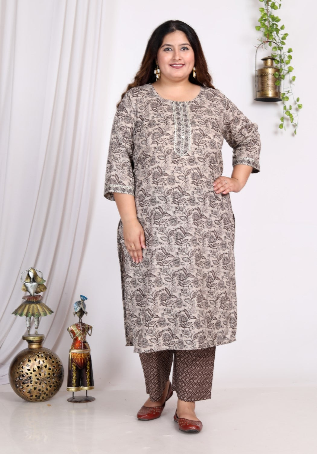 Plus Size Grey Cotton Printed Kurta Pant Set with Dupatta-200007