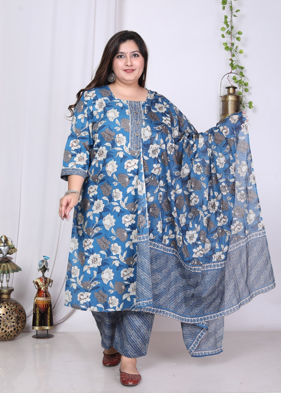 Plus Size Blue Cotton Printed Kurta Pant Set with Dupatta-200010 Main image