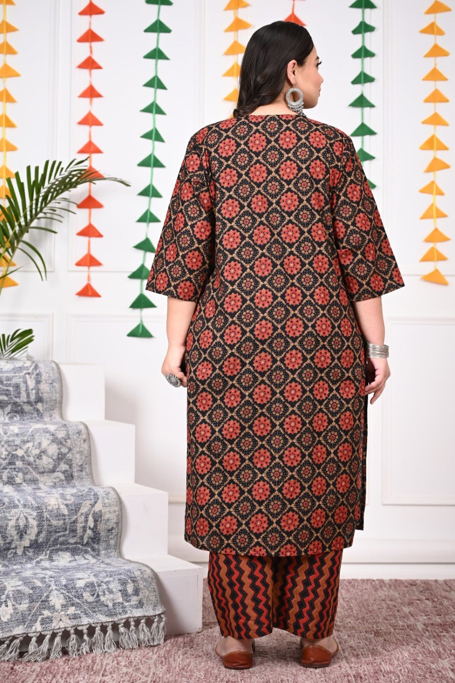 Plus Size Black Cotton Printed Kurta Pant Set with Dupatta-200017