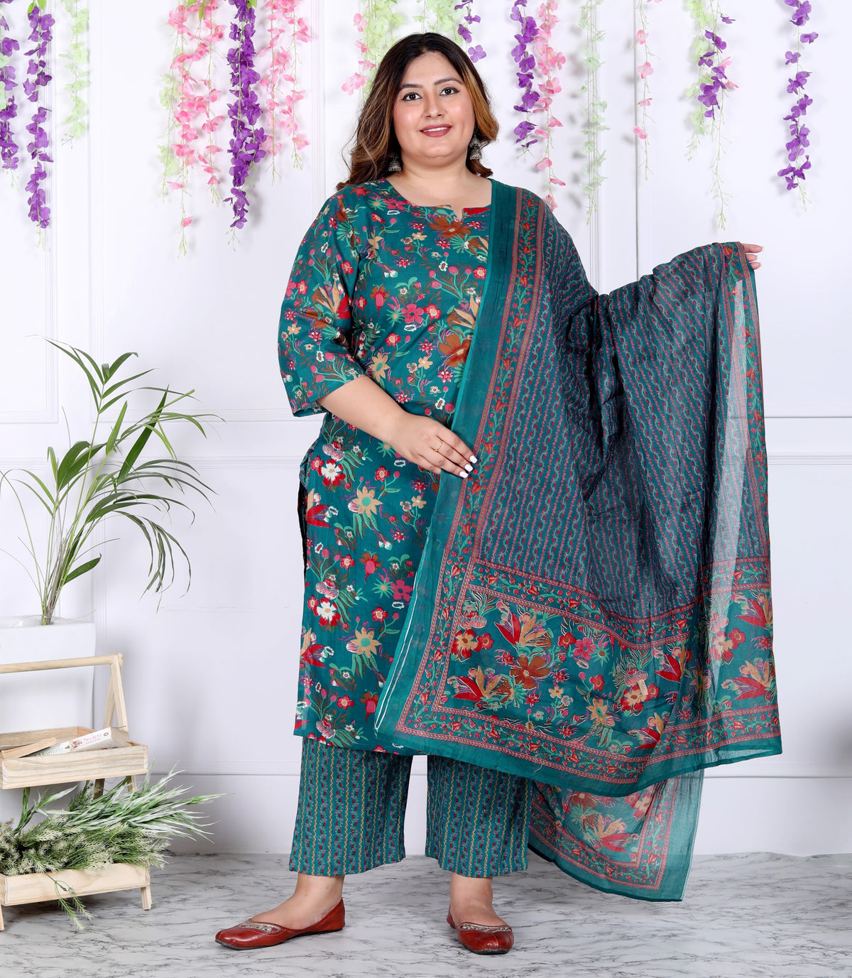 Plus Size Rama Green Cotton Printed Kurta Pant Set with Dupatta-200036
