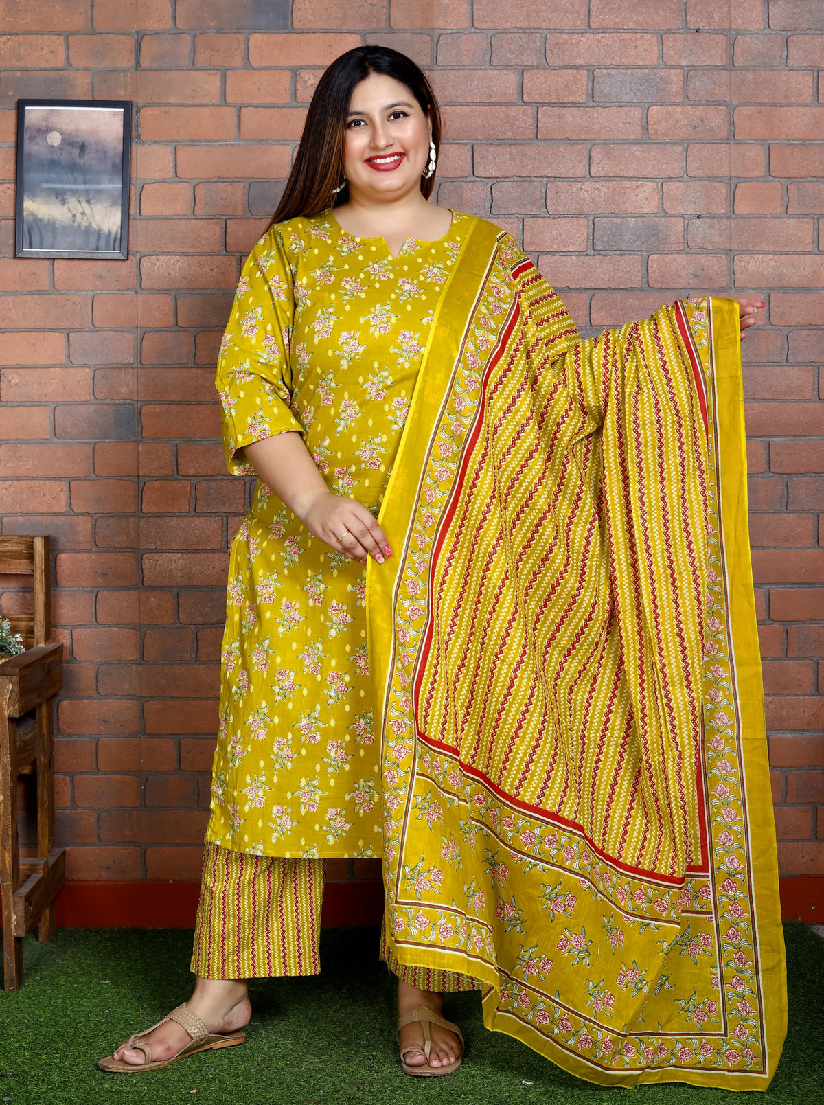 Plus Size Yellow Cotton Printed Kurta Pant Set with Dupatta-200041