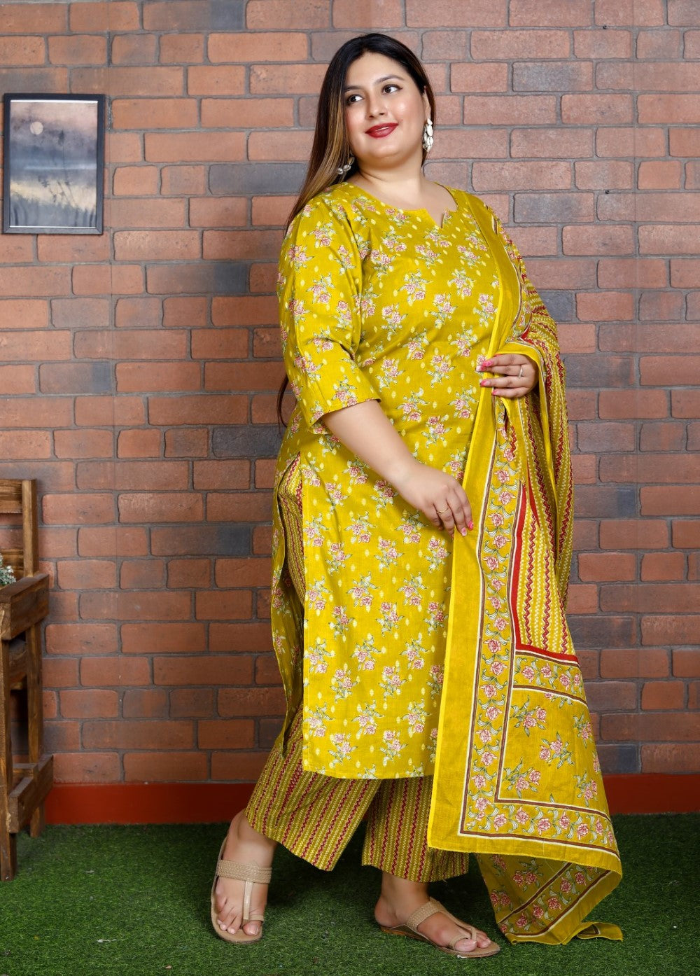 Plus Size Yellow Cotton Printed Kurta Pant Set with Dupatta-200041