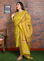 Plus Size Yellow Cotton Printed Kurta Pant Set with Dupatta-200041