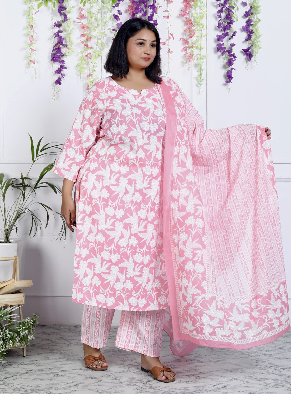 Plus Size Pink Cotton Printed Kurta Pant Set with Dupatta-200043