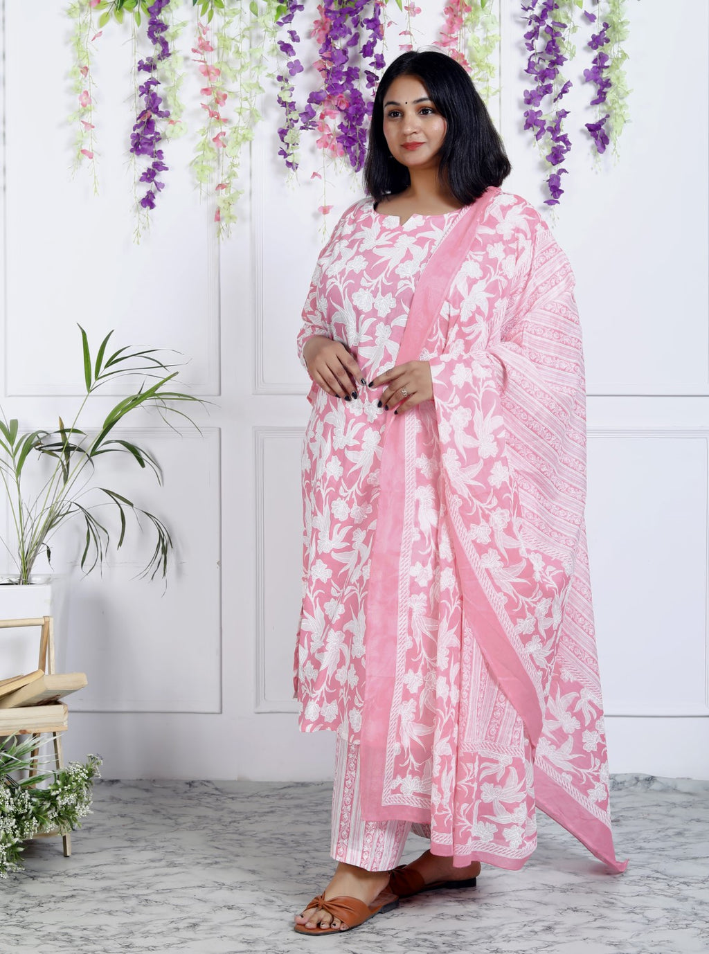 Plus Size Pink Cotton Printed Kurta Pant Set with Dupatta-200043
