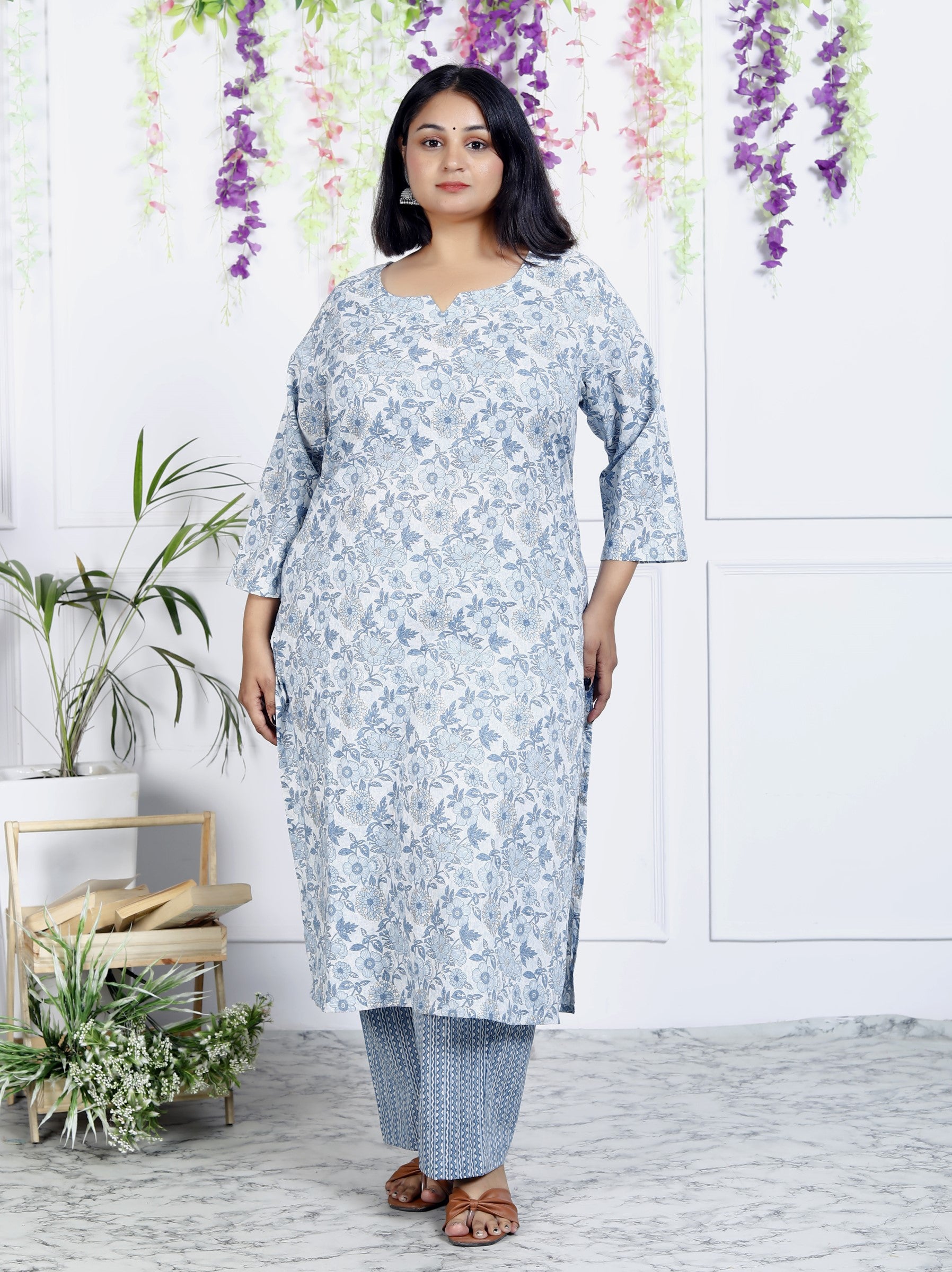 Plus Size Grey Cotton Printed Kurta Pant Set with Dupatta-200044