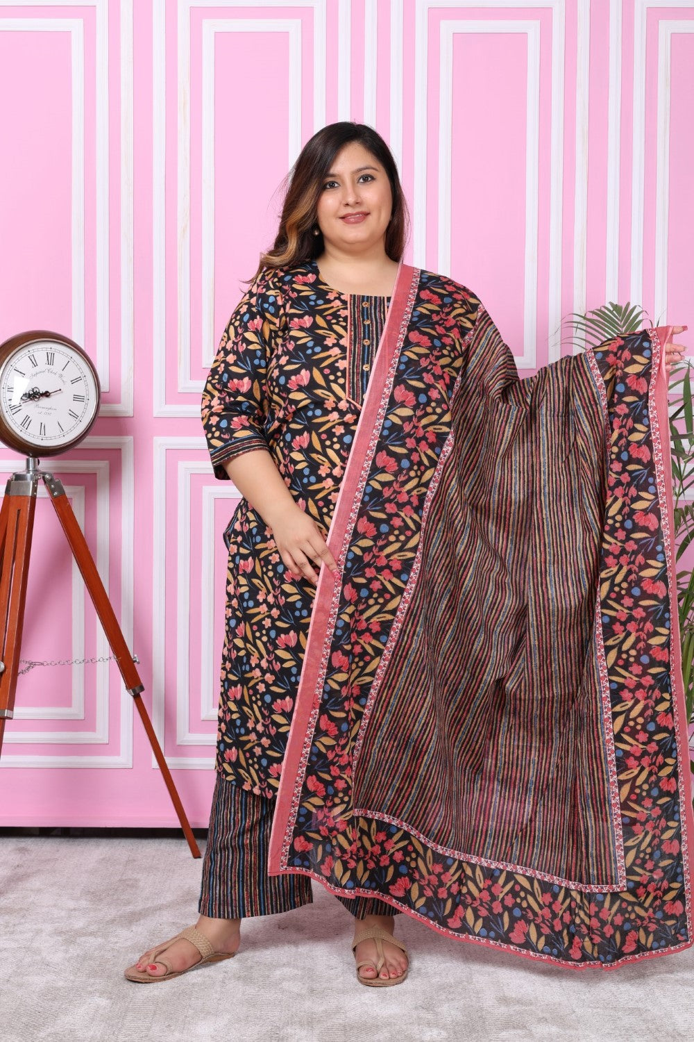 Plus Size Black Cotton Printed Kurta Pant Set with Dupatta-200049 Secondary image