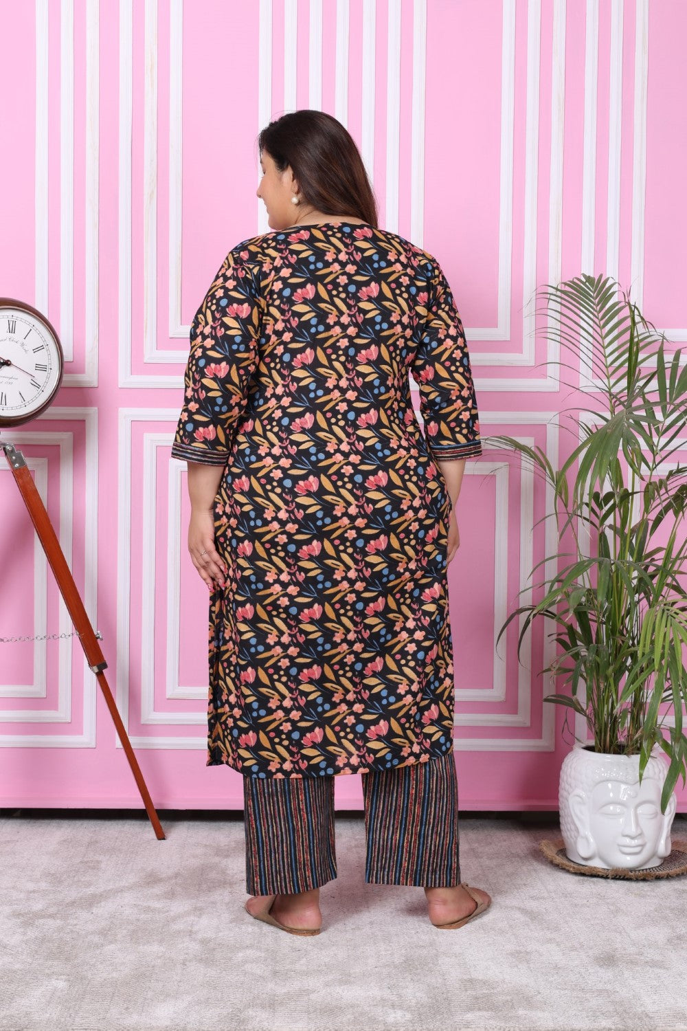 Plus Size Black Cotton Printed Kurta Pant Set with Dupatta-200049