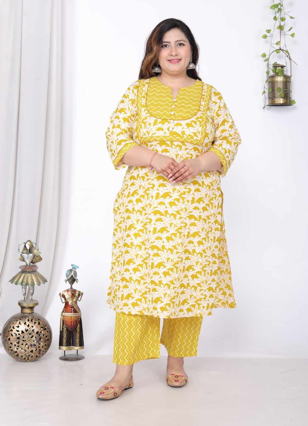 Plus Size Yellow Cotton Printed Kurta Pant Set with Dupatta-200056