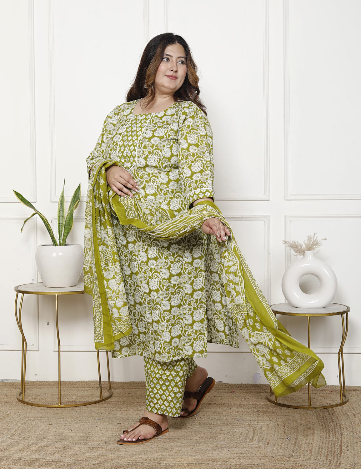 Plus Size Green Cotton Printed Kurta Pant Set with Dupatta-200060