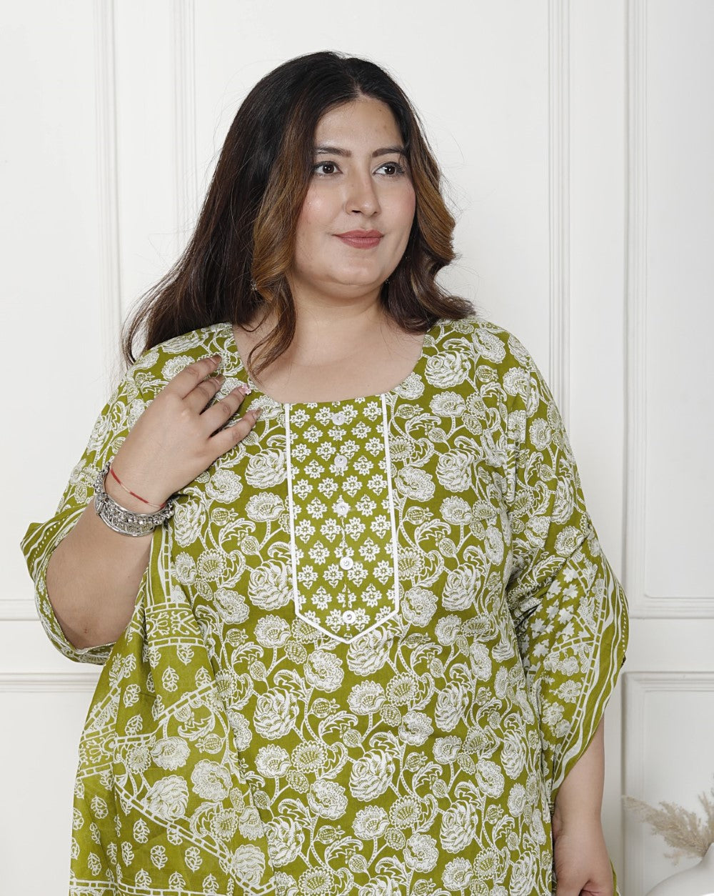 Plus Size Green Cotton Printed Kurta Pant Set with Dupatta-200060