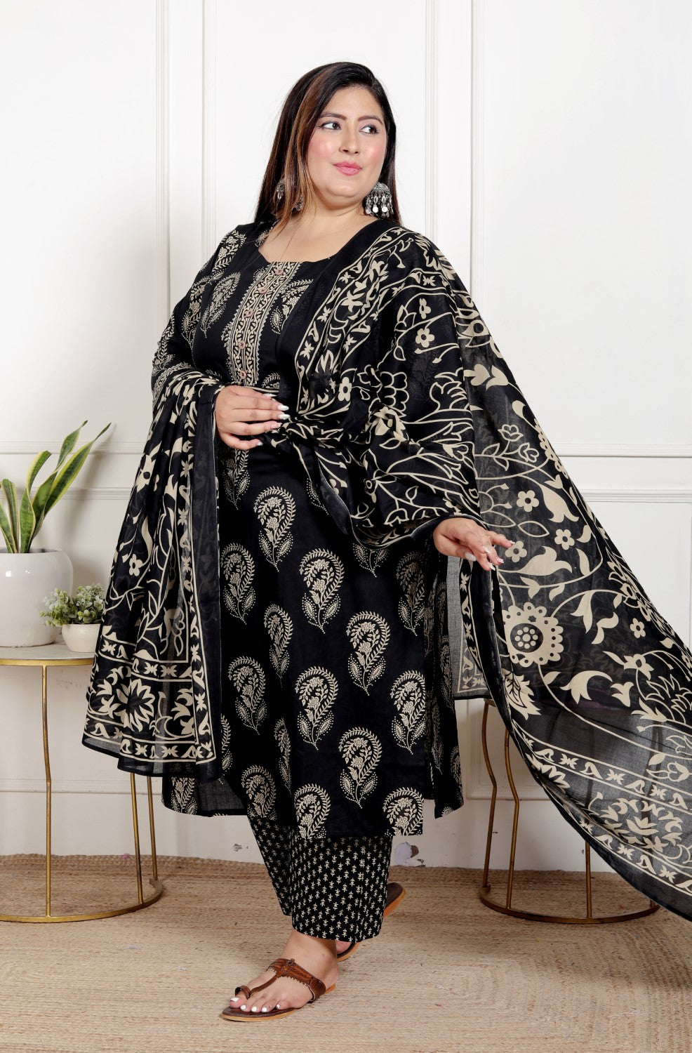 Plus Size Black Cotton Printed Kurta Pant Set with Dupatta-200069