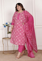 Plus Size  Pink Cotton Bandhni print Kurta Pant Set with Dupatta-200074