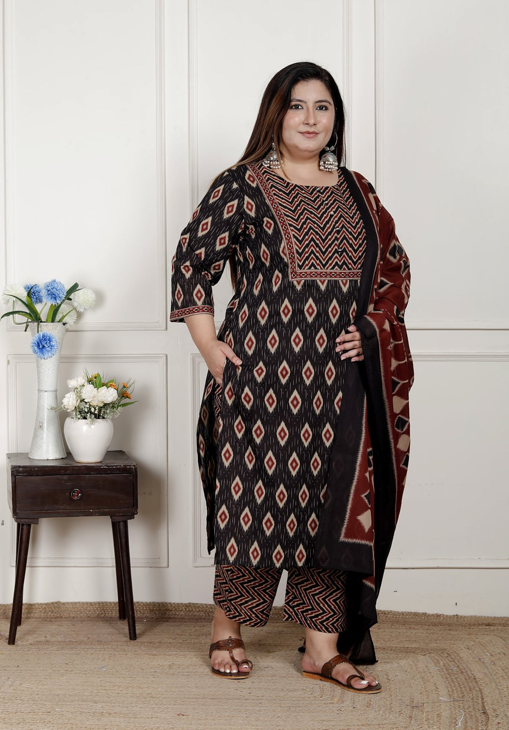 Plus Size Black Cotton Printed Kurta Pant Set with Dupatta-200078
