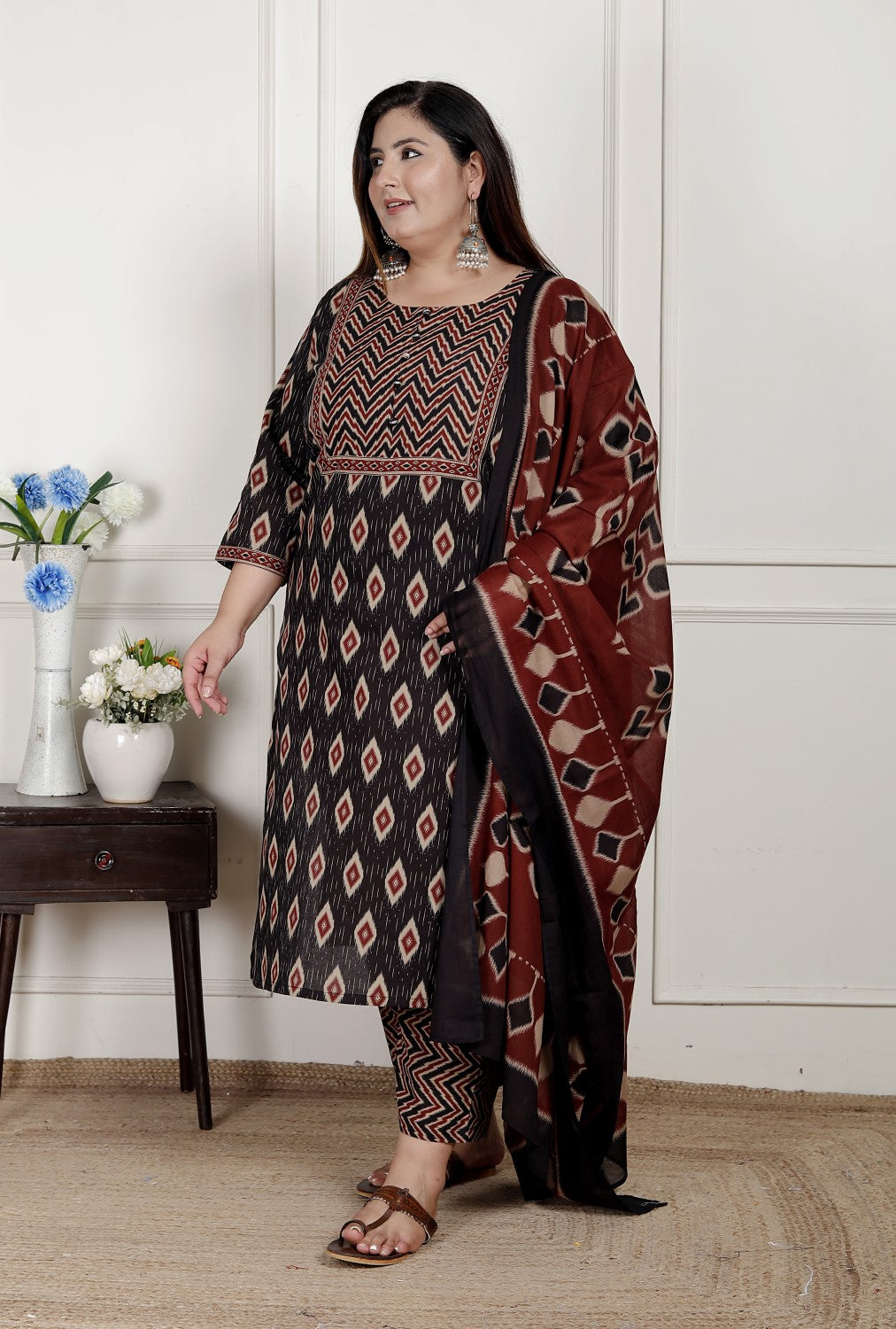 Plus Size Black Cotton Printed Kurta Pant Set with Dupatta-200078