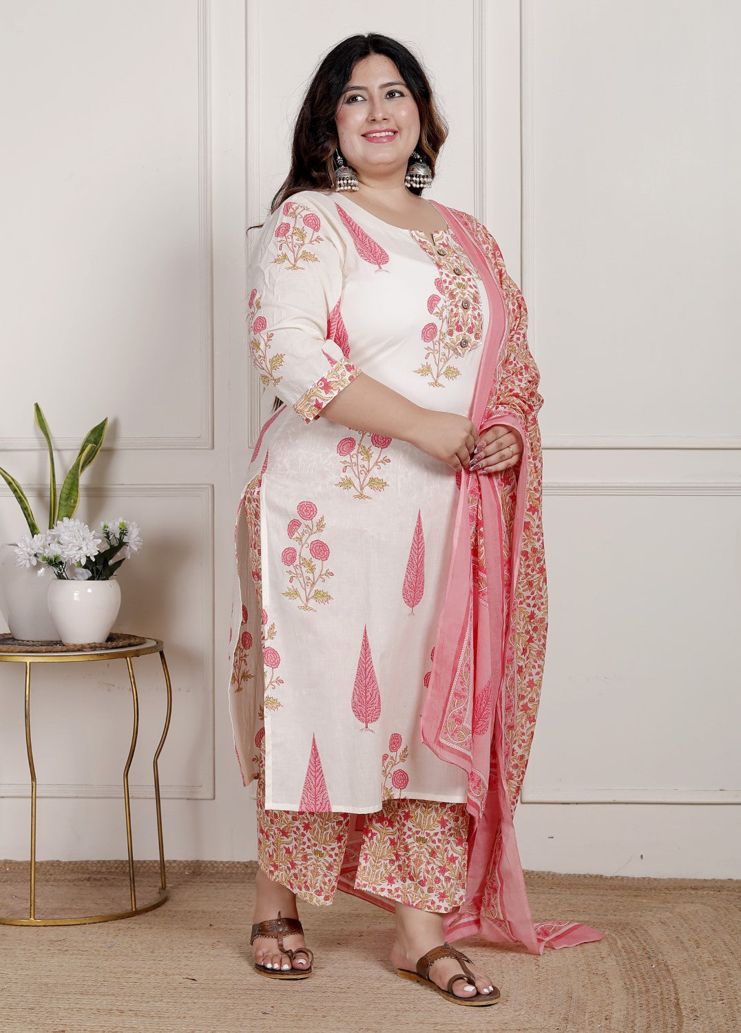 Plus Size Off White Cotton Printed Kurta Pant Set with Dupatta-200085