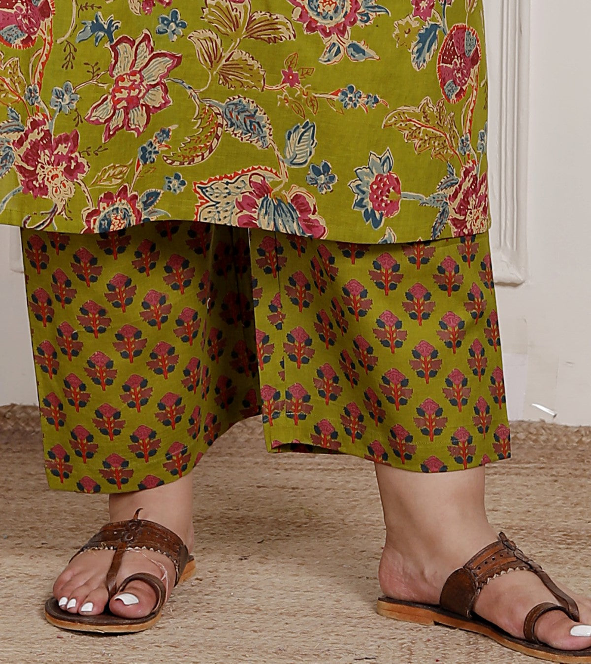 Plus Size Green Cotton Printed Kurta Pant Set with Dupatta-200091