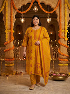 Yellow Cotton Printed Kurta Pant Set with Dupatta Plus Size-200117