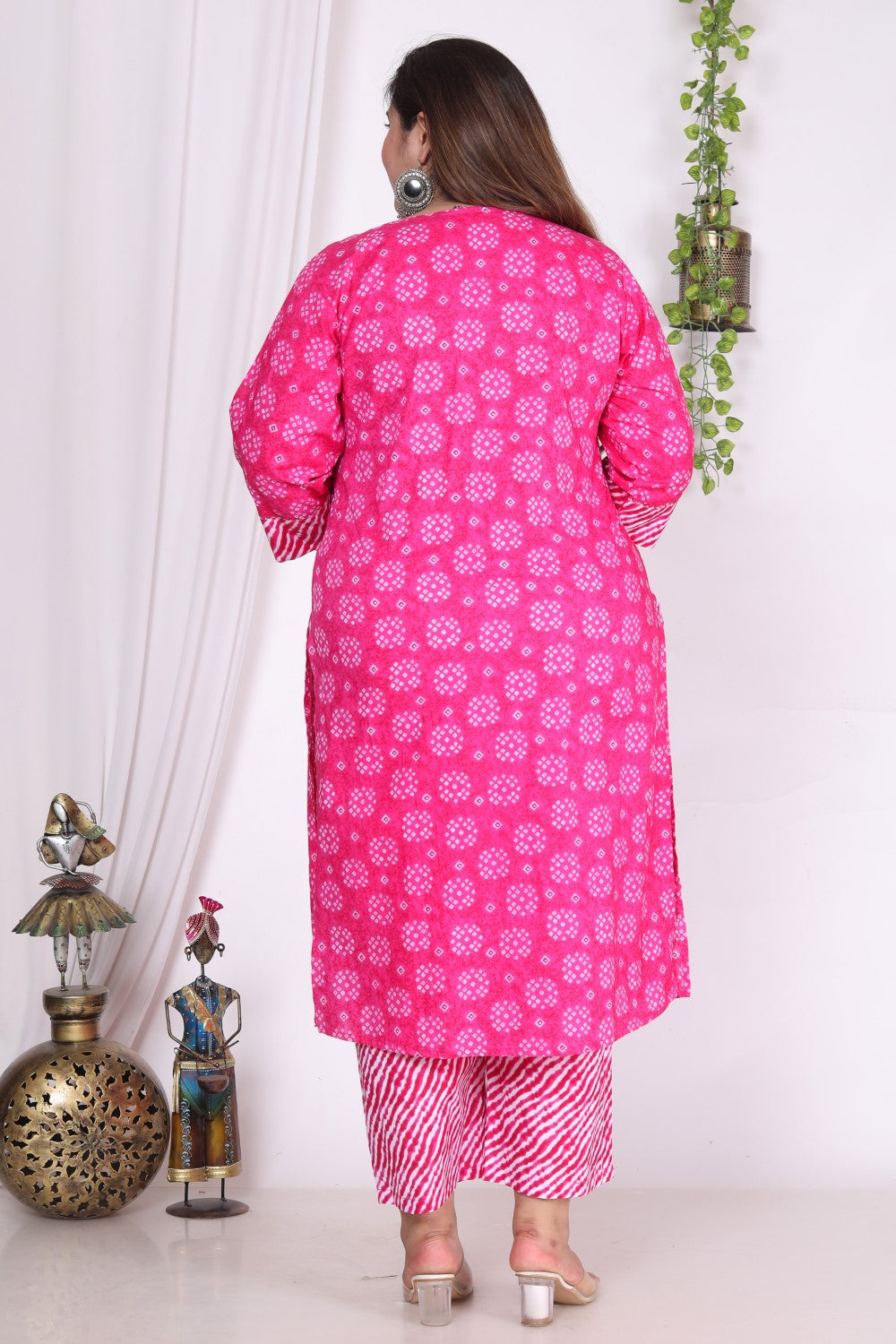 Plus Size Pink Cotton Bandhani Kurta Pant Set with Dupatta- 200721
